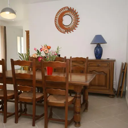Holiday home Modern With Heated Pool Pradons