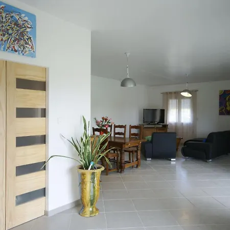Modern With Heated Pool * Pradons
